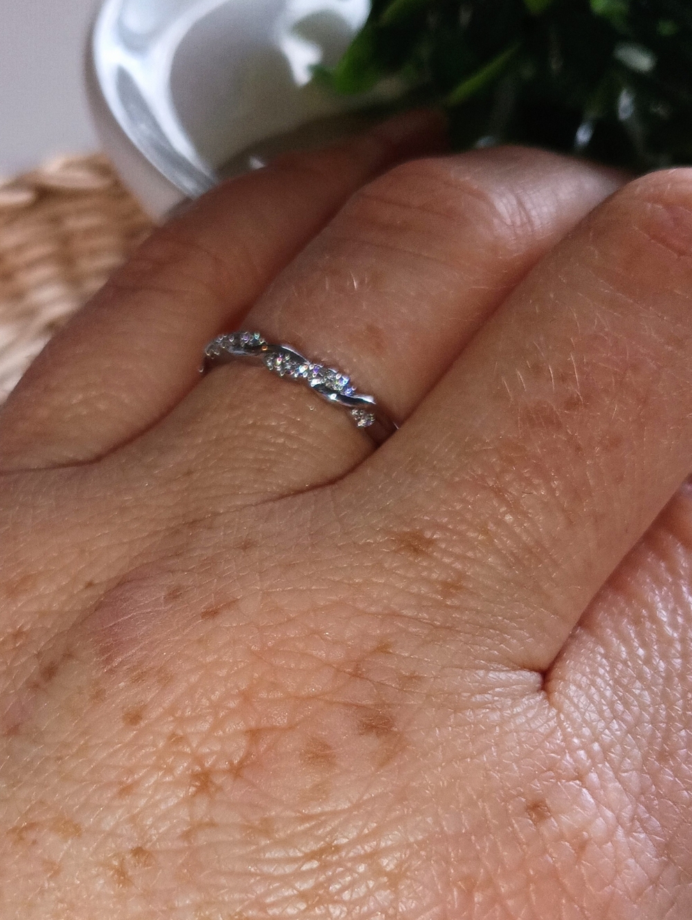 Sterling Silver 925 Twisted Band Ring Cubic Zirconia Stackable Wedding Band SZ 8
